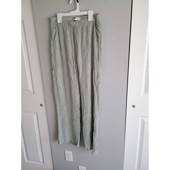 Abercrombie and Fitch women's pants size medium - Picture 3 of 11